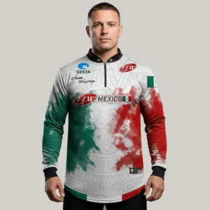 Jersey deportivo de cuello mao en verde, blanco y rojo con textura azteca, creado por Gears Armor para FLW México, con patrocinadores y bandera nacional