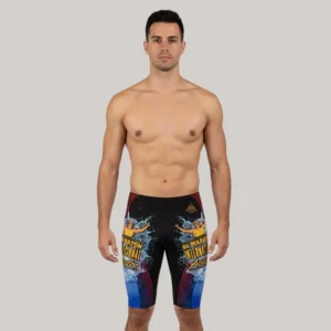 Traje de baño tipo jammer para hombre con diseño azul y rojo inspirado en el Maratón Internacional de Acapulco, desarrollado por Gears Armor para natación competitiva.